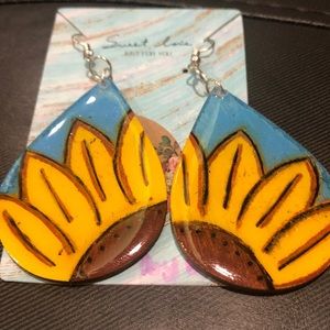 Sunflower dangle earrings